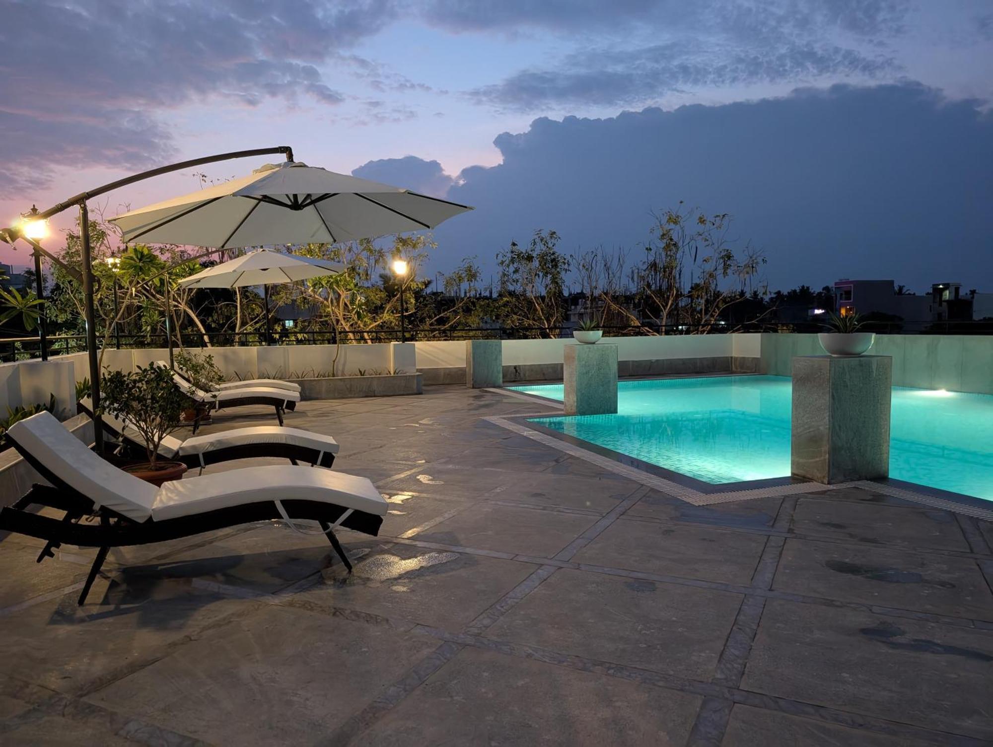 Aashreya Suites Tiruvannāmalai Esterno foto