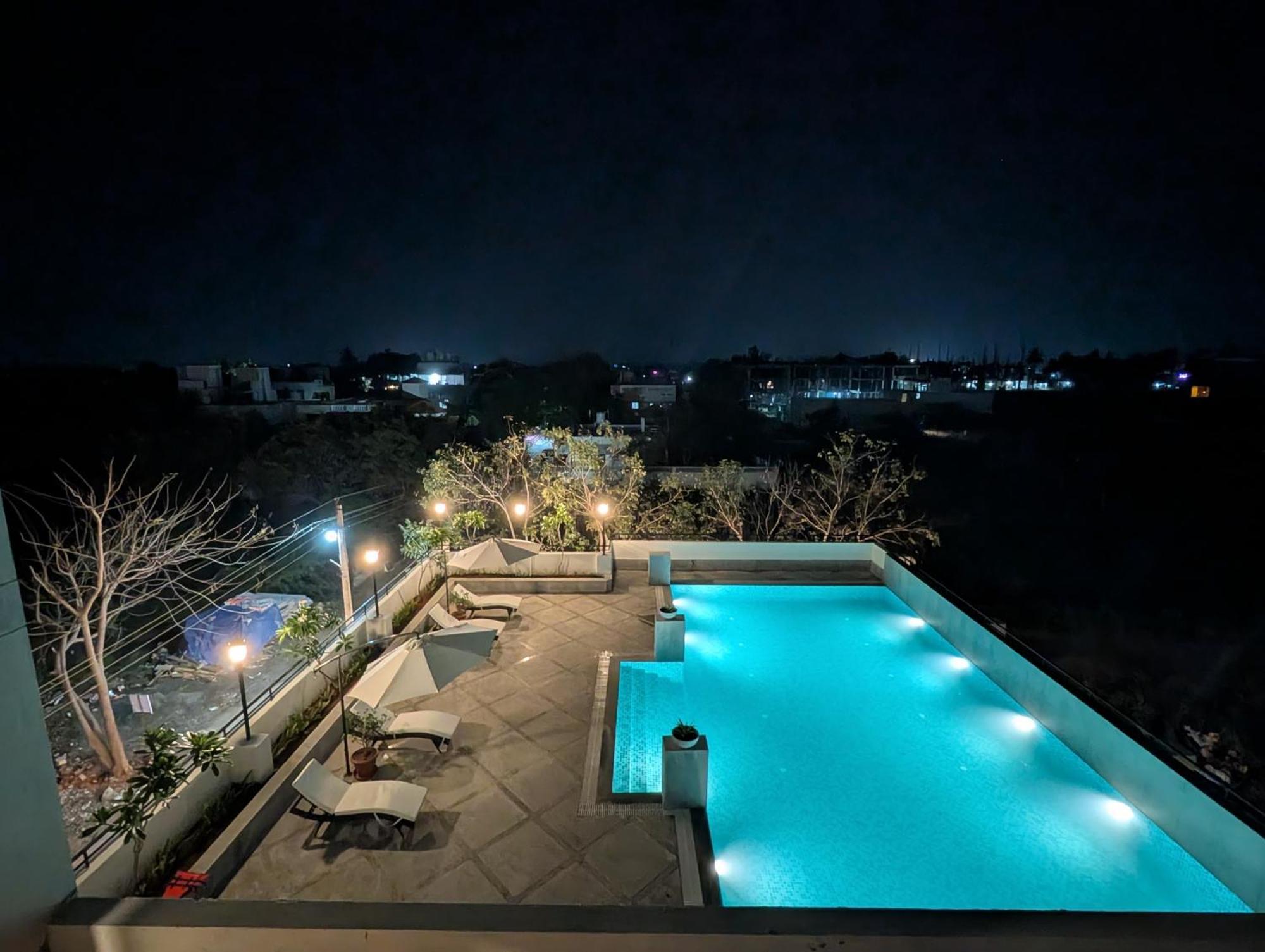 Aashreya Suites Tiruvannāmalai Esterno foto